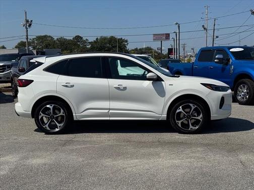 2025 Ford Escape ST-Line Elite