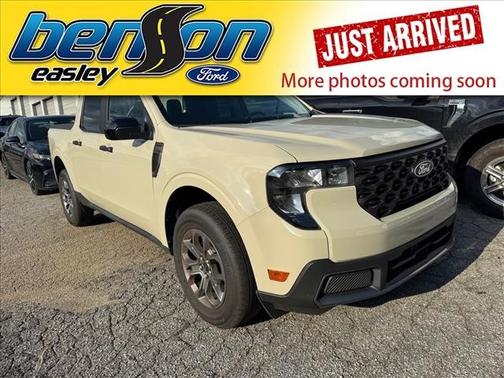 Desert Sand 2025 Ford Maverick XLT
