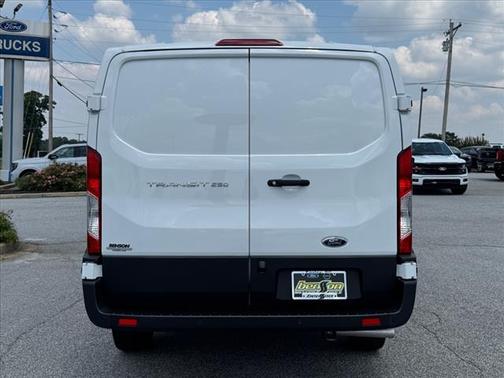 2025 Ford Transit-250
