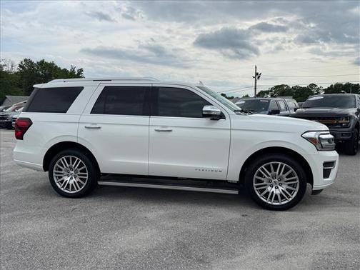 White Metallic 2023 Ford Expedition Platinum