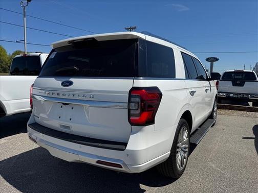 White Metallic 2023 Ford Expedition Platinum
