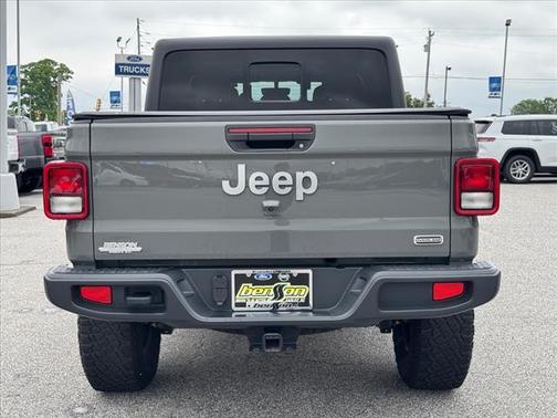 2021 Jeep Gladiator Overland