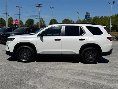 2024 Honda Pilot TrailSport