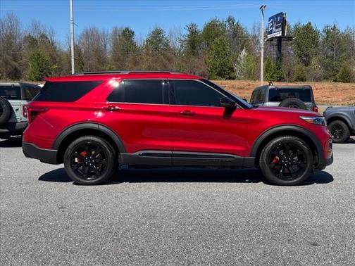 2024 Ford Explorer ST