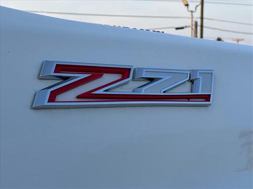 Summit White 2024 Chevrolet Silverado 2500 LTZ