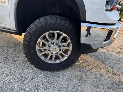 Summit White 2024 Chevrolet Silverado 2500 LTZ