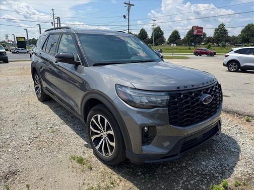 Gray Metallic 2025 Ford Explorer ST-Line