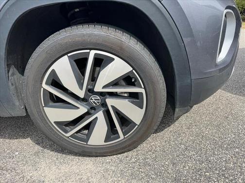 2024 Volkswagen Atlas 2.0T SE