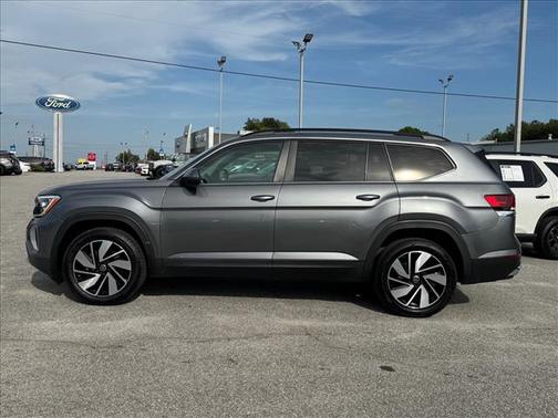 2024 Volkswagen Atlas 2.0T SE