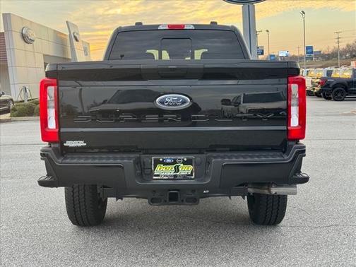 Agate Black Metallic 2026 Ford F-250 XL