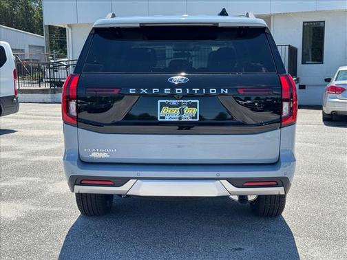 Gray Metallic 2026 Ford Expedition Platinum