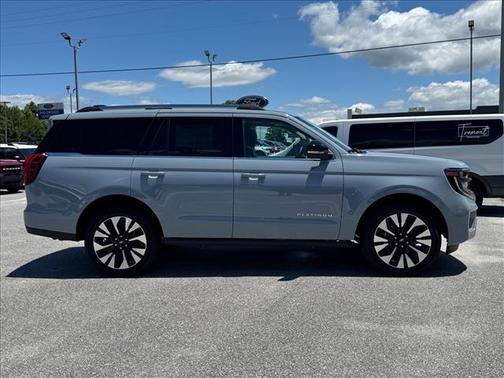 Gray Metallic 2026 Ford Expedition Platinum