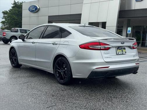 Ingot Silver 2019 Ford Fusion SE
