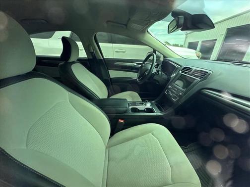 Ingot Silver 2019 Ford Fusion SE