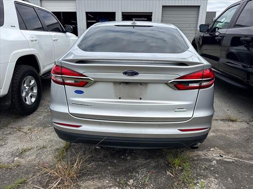 Ingot Silver 2019 Ford Fusion SE
