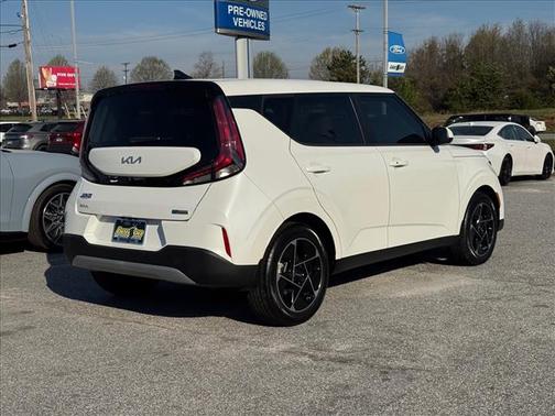 2023 Kia Soul EX