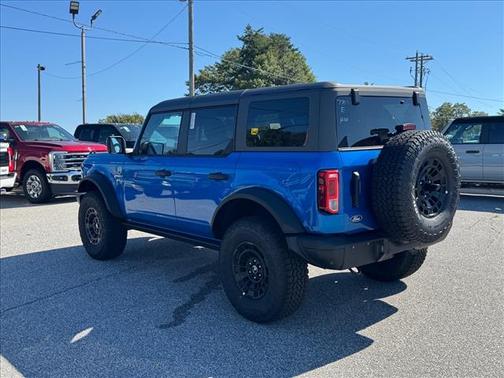 Velocity Blue Metallic 2026 Ford Bronco Big Bend