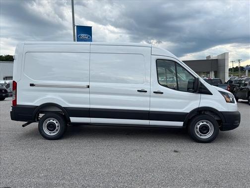 Oxford White Clearcoat 2026 Ford Transit-250 148 WB Medium Roof Cargo
