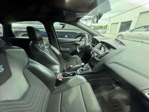 2017 Ford Focus RS Base
