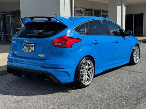 2017 Ford Focus RS Base