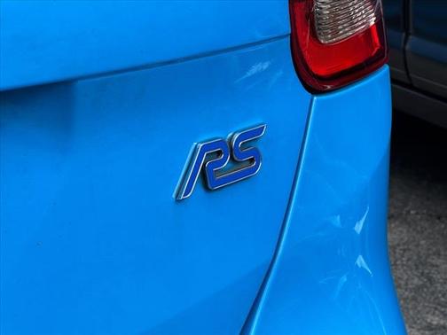 2017 Ford Focus RS Base