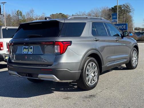 2026 Ford Explorer Platinum