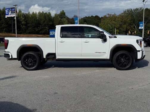 2024 GMC Sierra 2500 AT4