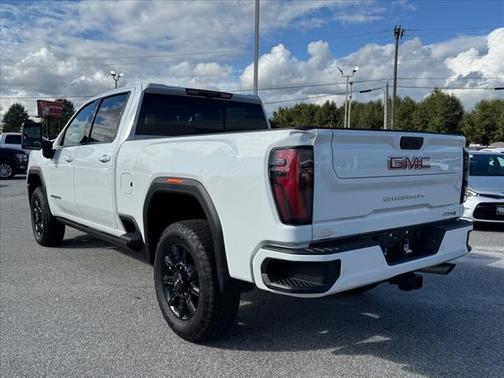 2024 GMC Sierra 2500 AT4