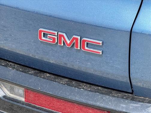 Metallic 2025 GMC Acadia Denali