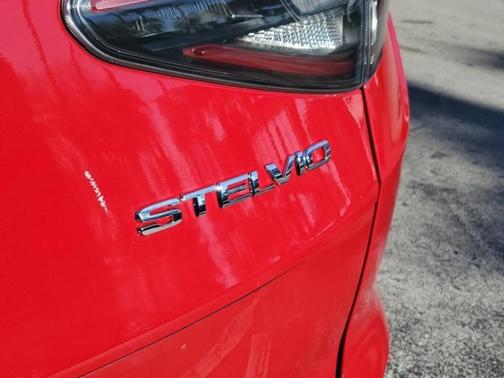 2025 Alfa Romeo Stelvio Special Edition
