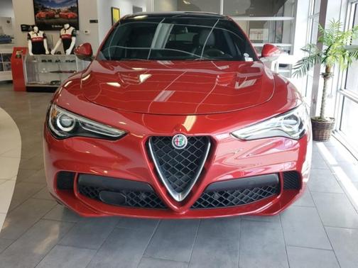 2018 Alfa Romeo Stelvio Quadrifoglio