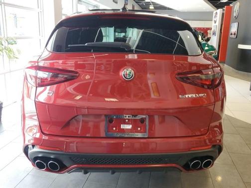2018 Alfa Romeo Stelvio Quadrifoglio