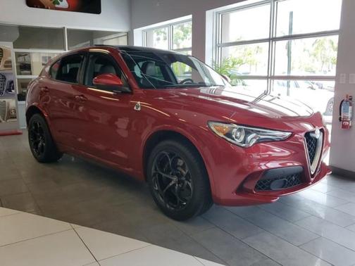 2018 Alfa Romeo Stelvio Quadrifoglio