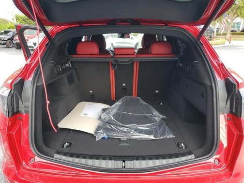 2025 Alfa Romeo Stelvio Base