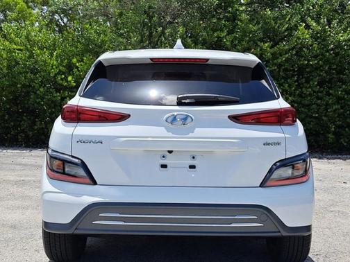 2023 Hyundai KONA EV SEL