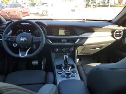 2025 Alfa Romeo Stelvio Special Edition
