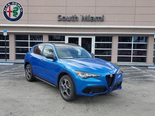 2025 Alfa Romeo Stelvio Base