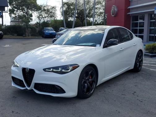 2025 Alfa Romeo Giulia TRIBUTO ITALIANO