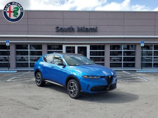 2025 Alfa Romeo Tonale Base