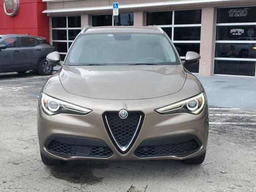2019 Alfa Romeo Stelvio Base