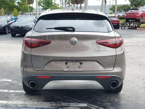 2019 Alfa Romeo Stelvio Base