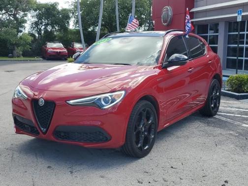 2022 Alfa Romeo Stelvio Veloce