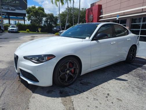 2025 Alfa Romeo Giulia TRIBUTO ITALIANO