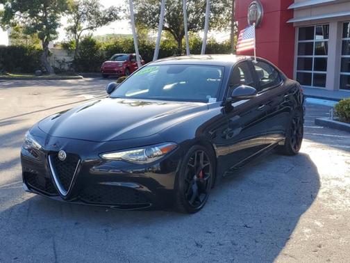 2019 Alfa Romeo Giulia Base