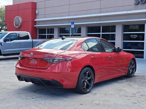 2025 Alfa Romeo Giulia TRIBUTO ITALIANO