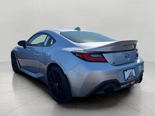 2025 Toyota GR86 Premium