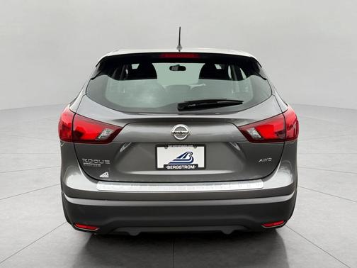 2018 Nissan Rogue Sport S