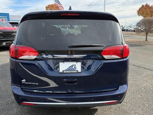 2018 Chrysler Pacifica Touring Plus