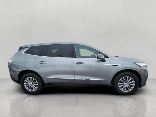 2023 Buick Enclave Essence AWD