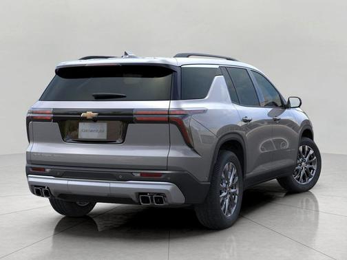 Sterling Gray Metallic 2026 Chevrolet Traverse LT